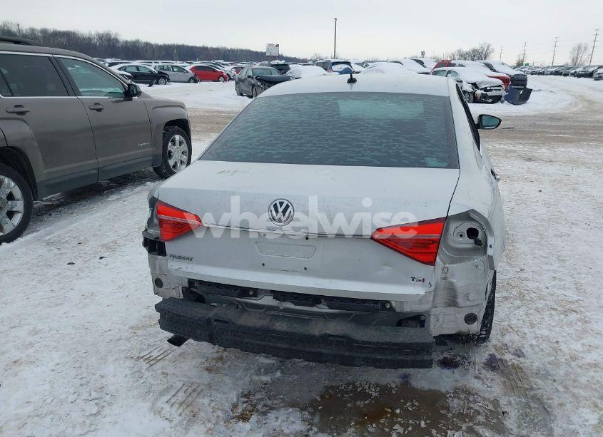Photo 17 of 2016 Volkswagen Passat 1.8T S (VIN 1VWAT7A38GC038658)