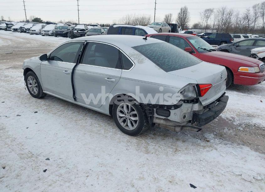 Photo 3 of 2016 Volkswagen Passat 1.8T S (VIN 1VWAT7A38GC038658)