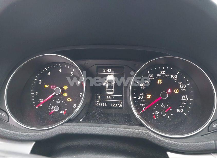 Photo 7 of 2017 Volkswagen Passat 1.8T S (VIN 1VWAT7A38HC025121)