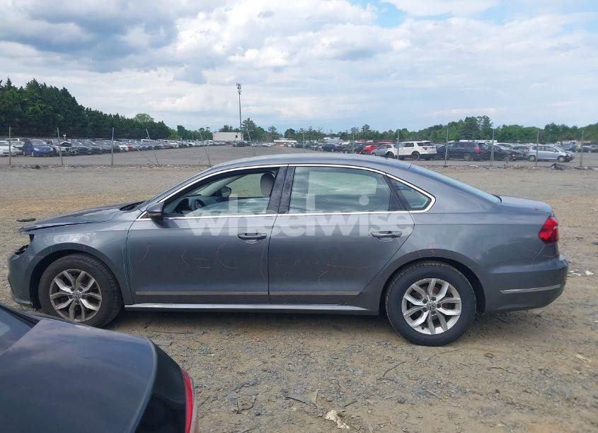 Photo 15 of 2017 Volkswagen Passat 1.8T S (VIN 1VWAT7A38HC043814)