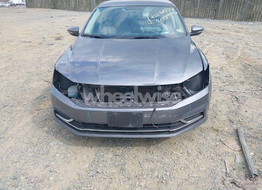 Photo 6 of 2017 Volkswagen Passat 1.8T S (VIN 1VWAT7A38HC043814)