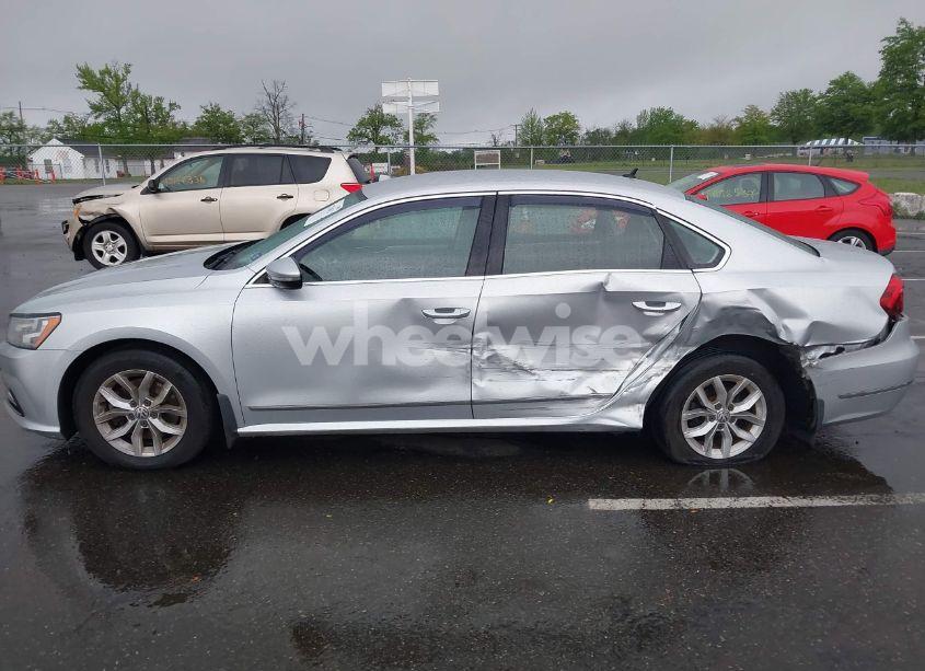 Photo 14 of 2017 Volkswagen Passat 1.8T S (VIN 1VWAT7A38HC064419)