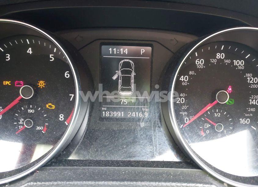 Photo 7 of 2017 Volkswagen Passat S (VIN 1VWAT7A38HC077932)