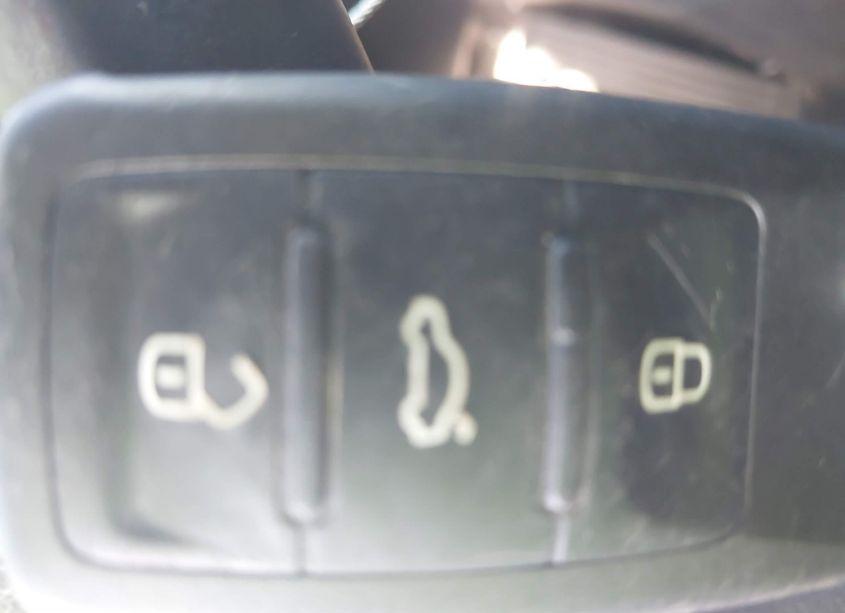 Photo 11 of 2014 Volkswagen Passat 1.8T WOLFSBURG EDITION (VIN 1VWAT7A39EC042666)