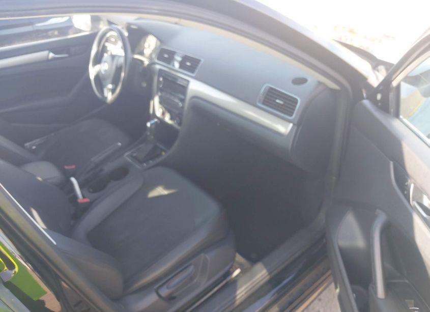 Photo 5 of 2014 Volkswagen Passat 1.8T WOLFSBURG EDITION (VIN 1VWAT7A39EC042666)