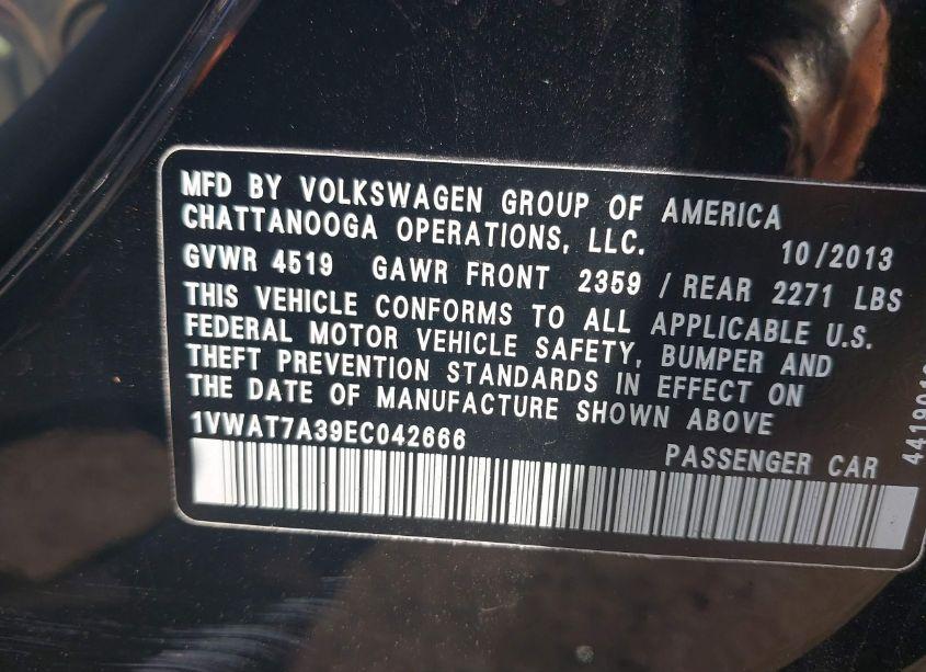 Photo 9 of 2014 Volkswagen Passat 1.8T WOLFSBURG EDITION (VIN 1VWAT7A39EC042666)