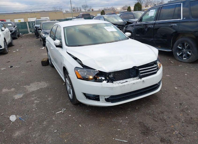 2014 Volkswagen Passat 1.8T WOLFSBURG EDITION (VIN 1VWAT7A39EC059158) main photo