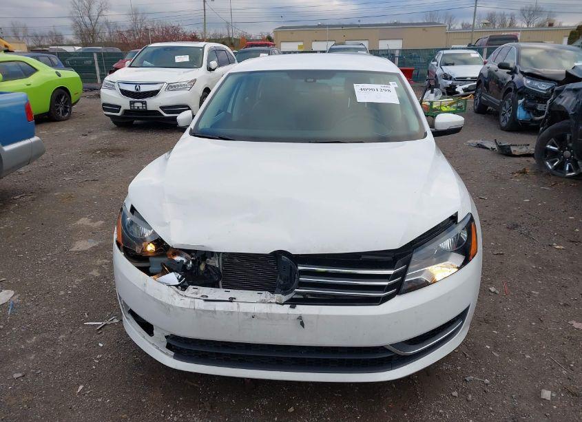 Photo 12 of 2014 Volkswagen Passat 1.8T WOLFSBURG EDITION (VIN 1VWAT7A39EC059158)