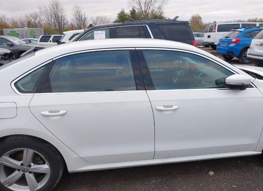 Photo 13 of 2014 Volkswagen Passat 1.8T WOLFSBURG EDITION (VIN 1VWAT7A39EC059158)