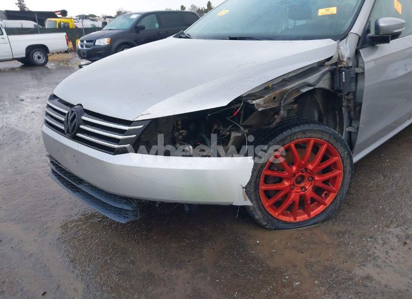 Photo 6 of 2014 Volkswagen Passat 1.8T WOLFSBURG EDITION (VIN 1VWAT7A39EC067390)