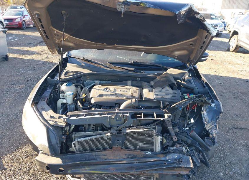 Photo 10 of 2014 Volkswagen Passat 1.8T S (VIN 1VWAT7A39EC091530)