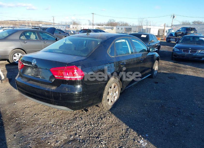 Photo 4 of 2014 Volkswagen Passat 1.8T S (VIN 1VWAT7A39EC091530)