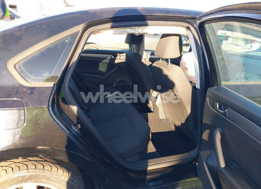 Photo 8 of 2014 Volkswagen Passat 1.8T S (VIN 1VWAT7A39EC091530)