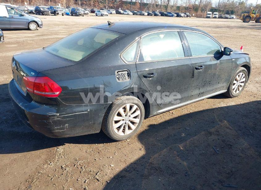Photo 4 of 2014 Volkswagen Passat 1.8T WOLFSBURG EDITION (VIN 1VWAT7A39EC111467)