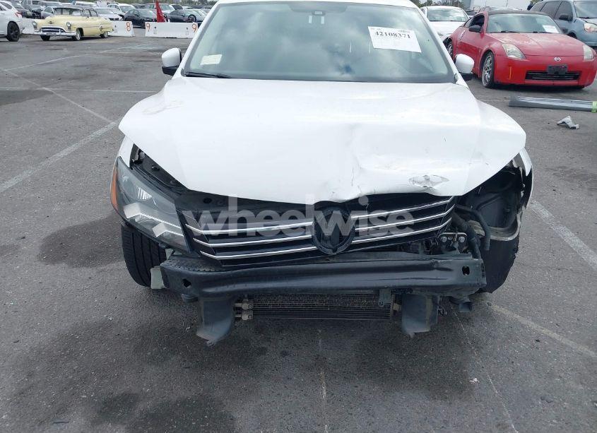 Photo 6 of 2015 Volkswagen Passat 1.8T S (VIN 1VWAT7A39FC046993)