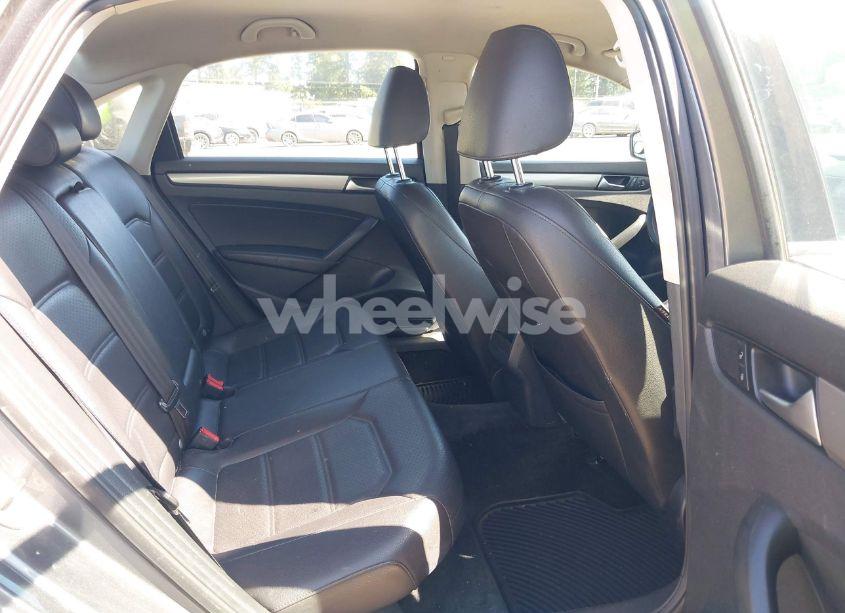 Photo 8 of 2015 Volkswagen Passat 1.8T WOLFSBURG EDITION (VIN 1VWAT7A39FC063034)