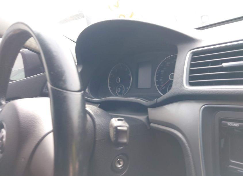 Photo 7 of 2015 Volkswagen Passat 1.8T WOLFSBURG EDITION (VIN 1VWAT7A39FC080318)