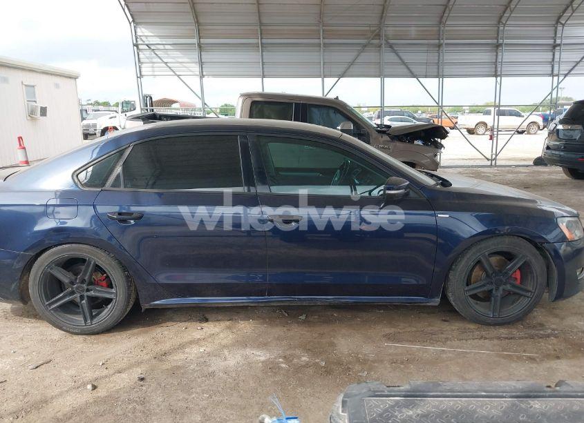 Photo 13 of 2015 Volkswagen Passat 1.8T WOLFSBURG EDITION (VIN 1VWAT7A39FC096518)