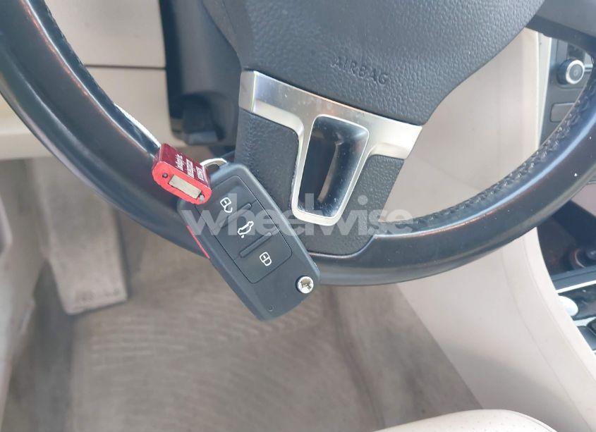 Photo 11 of 2015 Volkswagen Passat 1.8T LIMITED EDITION (VIN 1VWAT7A39FC104889)