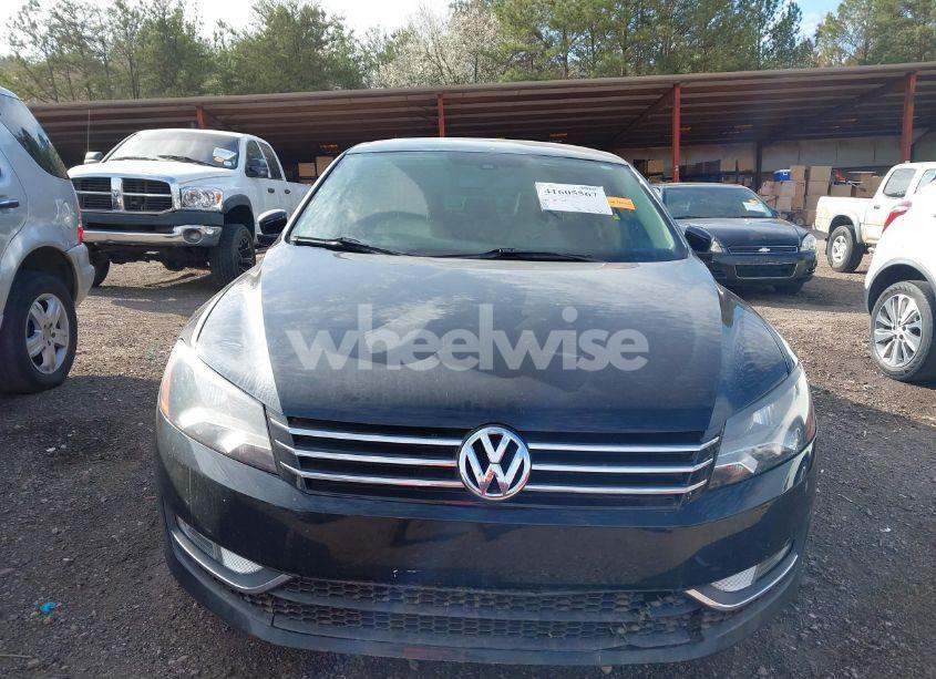 Photo 12 of 2015 Volkswagen Passat 1.8T LIMITED EDITION (VIN 1VWAT7A39FC104889)