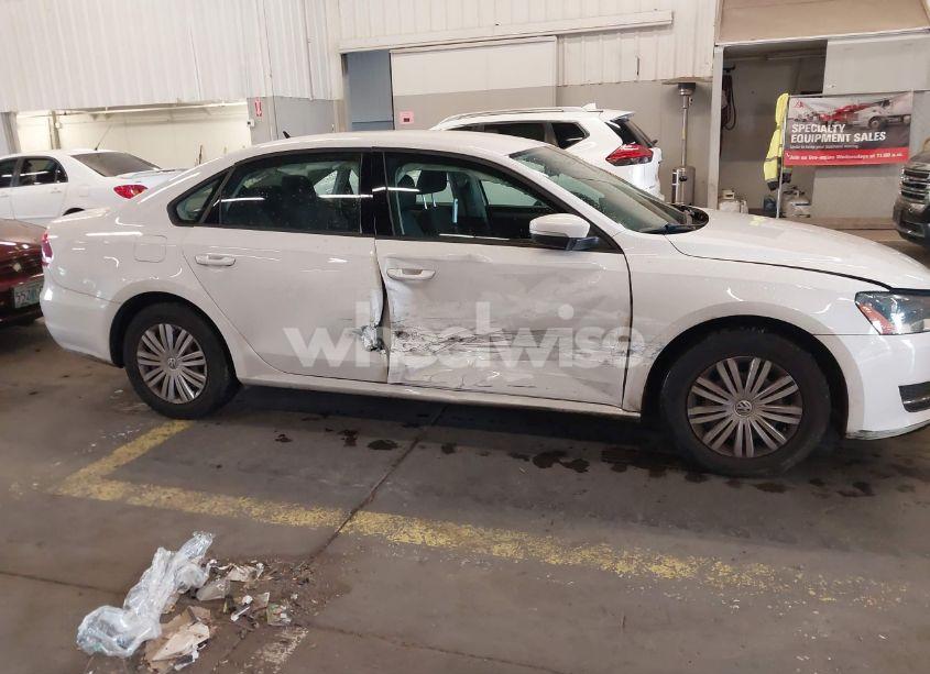 Photo 13 of 2015 Volkswagen Passat 1.8T S (VIN 1VWAT7A39FC106075)