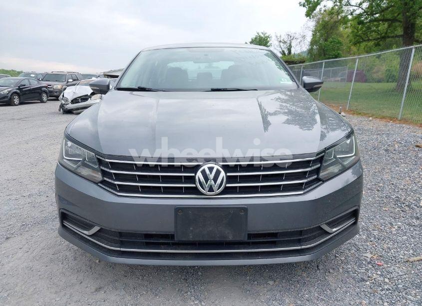 Photo 12 of 2016 Volkswagen Passat 1.8T S (VIN 1VWAT7A39GC032948)