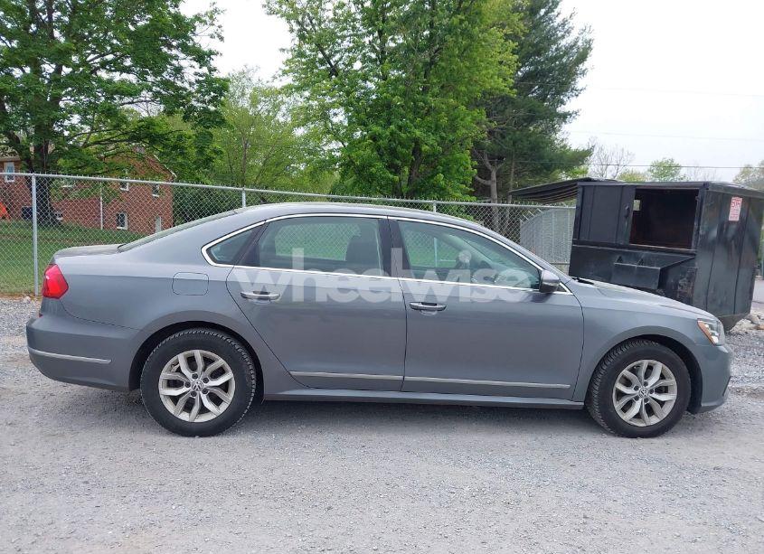 Photo 13 of 2016 Volkswagen Passat 1.8T S (VIN 1VWAT7A39GC032948)