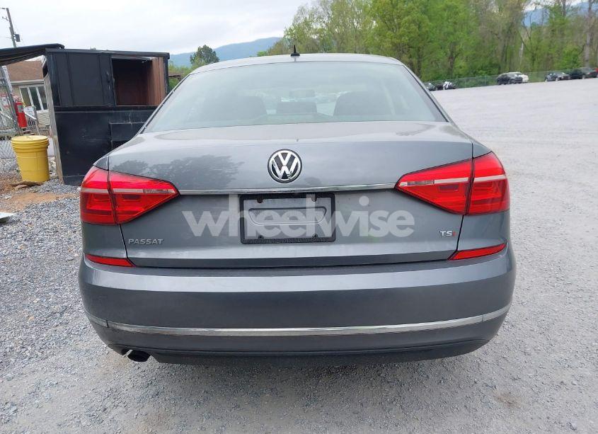 Photo 16 of 2016 Volkswagen Passat 1.8T S (VIN 1VWAT7A39GC032948)