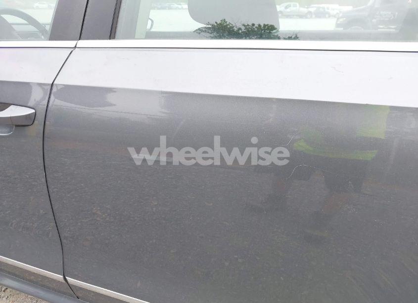 Photo 18 of 2016 Volkswagen Passat 1.8T S (VIN 1VWAT7A39GC032948)