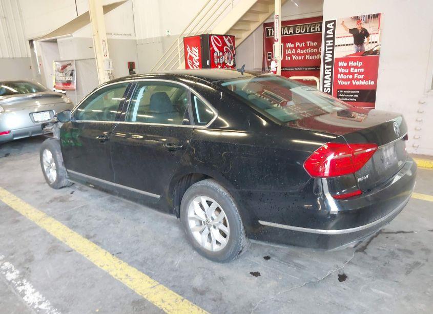 Photo 3 of 2016 Volkswagen Passat 1.8T S (VIN 1VWAT7A39GC039253)