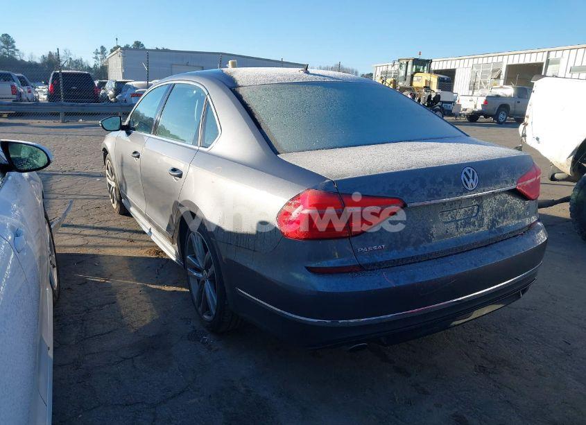 Photo 3 of 2016 Volkswagen Passat 1.8T R-LINE (VIN 1VWAT7A39GC067411)