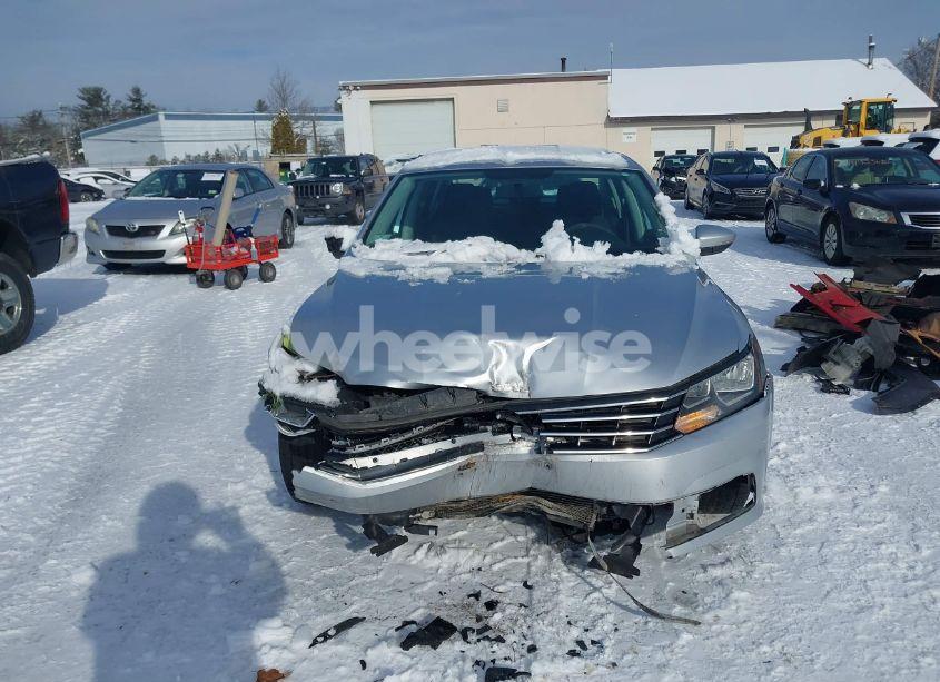 Photo 12 of 2016 Volkswagen Passat 1.8T S (VIN 1VWAT7A39GC067859)