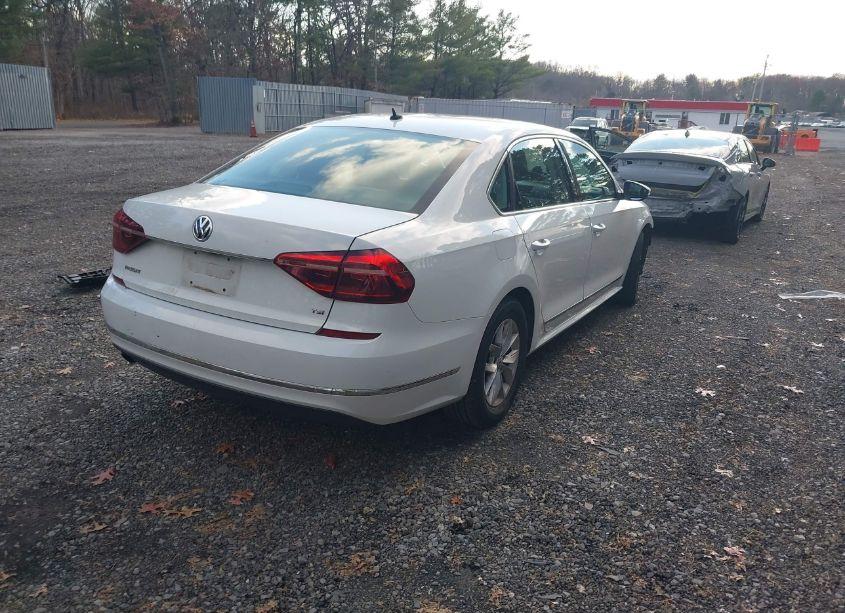 Photo 4 of 2017 Volkswagen Passat 1.8T S (VIN 1VWAT7A39HC014774)