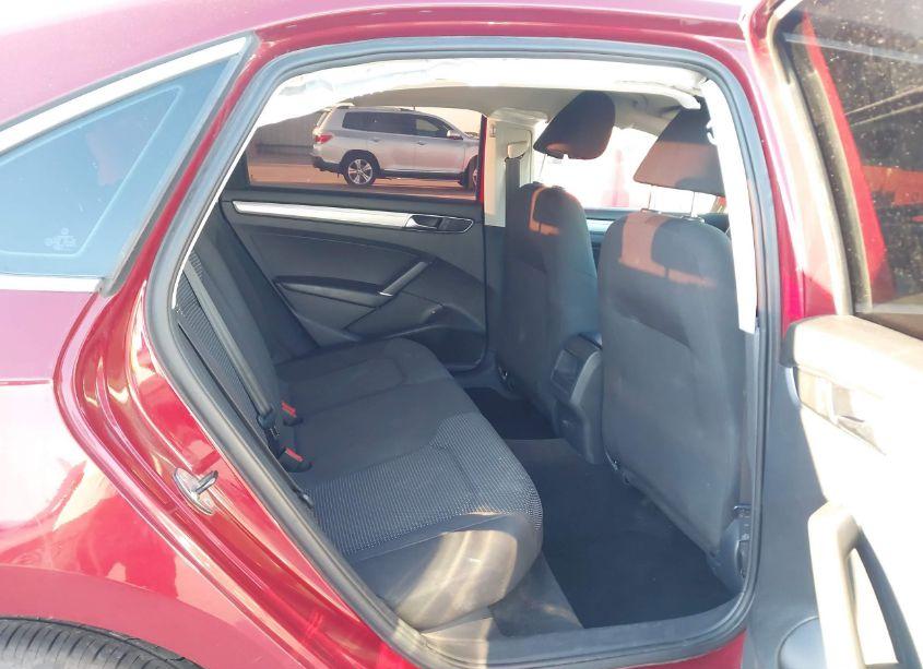 Photo 8 of 2017 Volkswagen Passat 1.8T S (VIN 1VWAT7A39HC032837)