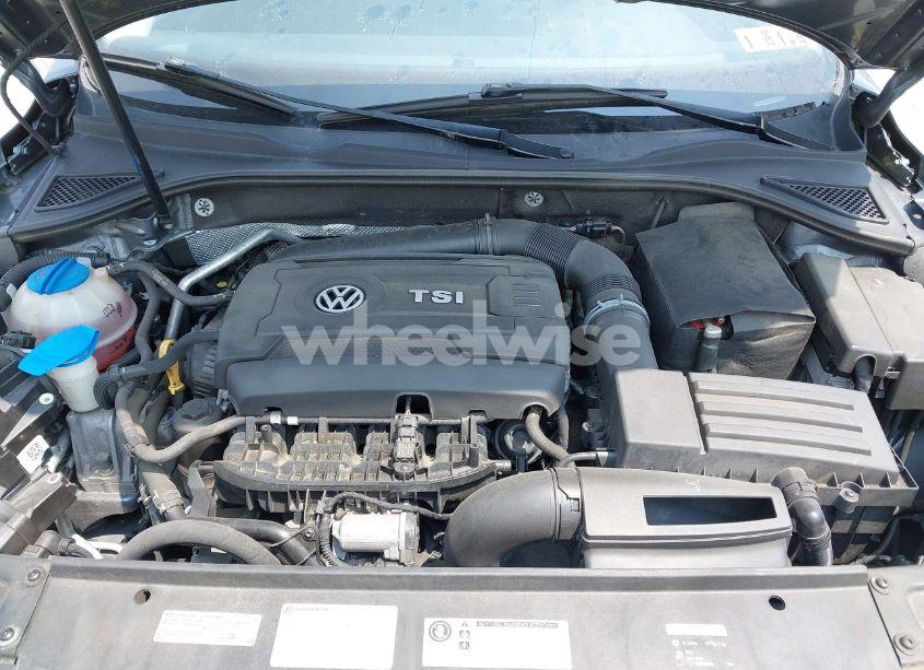 Photo 10 of 2017 Volkswagen Passat 1.8T S (VIN 1VWAT7A39HC052893)