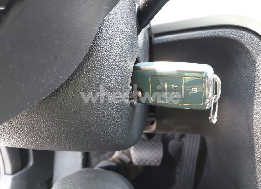 Photo 11 of 2017 Volkswagen Passat 1.8T S (VIN 1VWAT7A39HC052893)