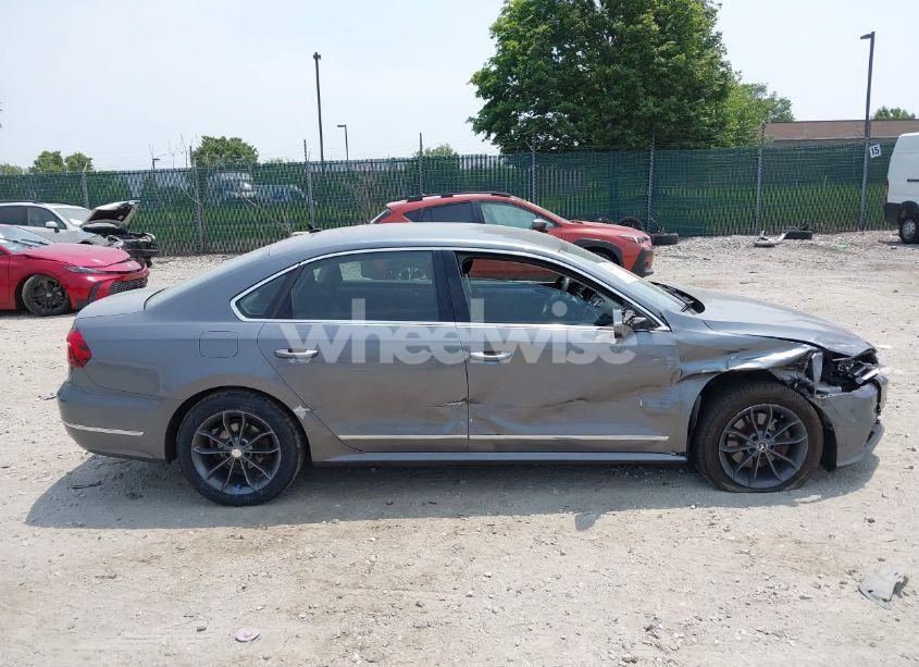 Photo 13 of 2017 Volkswagen Passat 1.8T S (VIN 1VWAT7A39HC052893)