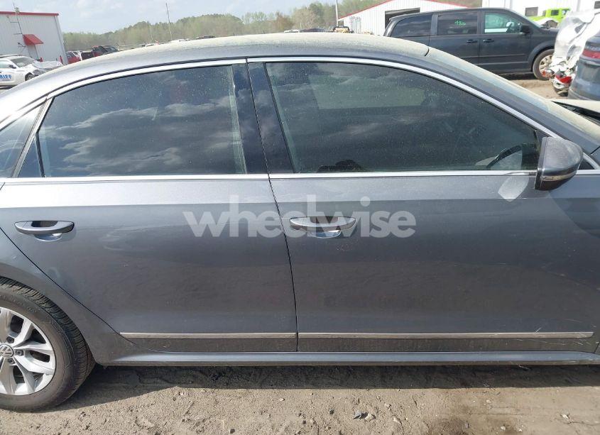 Photo 14 of 2017 Volkswagen Passat 1.8T S (VIN 1VWAT7A39HC056846)