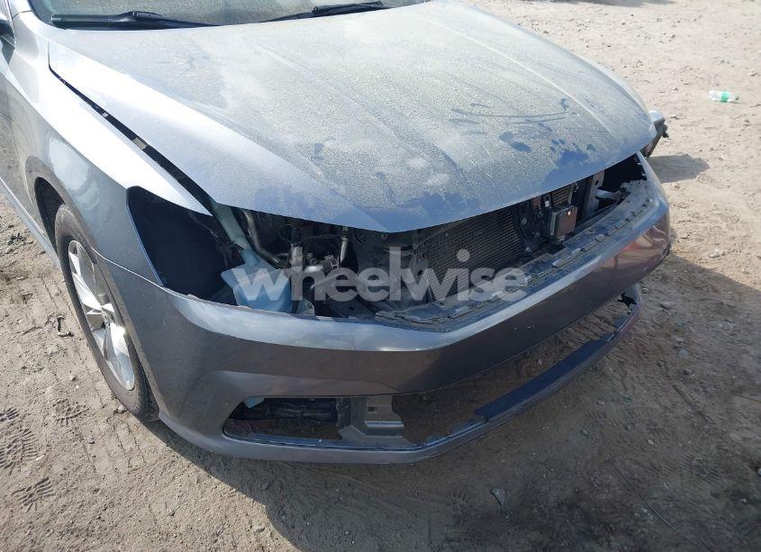 Photo 6 of 2017 Volkswagen Passat 1.8T S (VIN 1VWAT7A39HC056846)