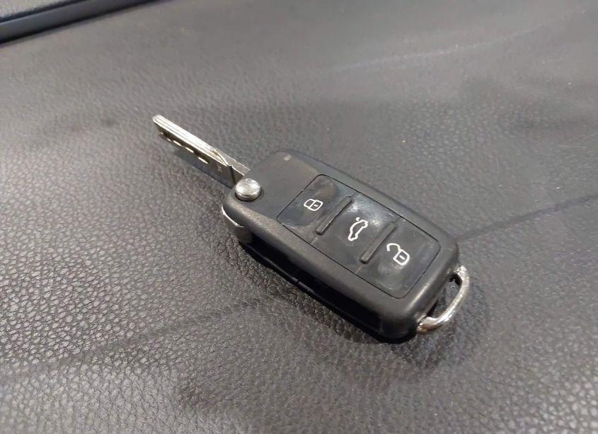 Photo 11 of 2017 Volkswagen Passat 1.8T S (VIN 1VWAT7A39HC072772)