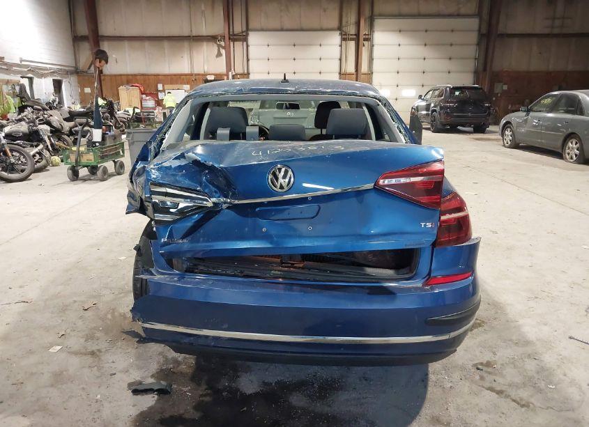 Photo 16 of 2017 Volkswagen Passat 1.8T S (VIN 1VWAT7A39HC072772)