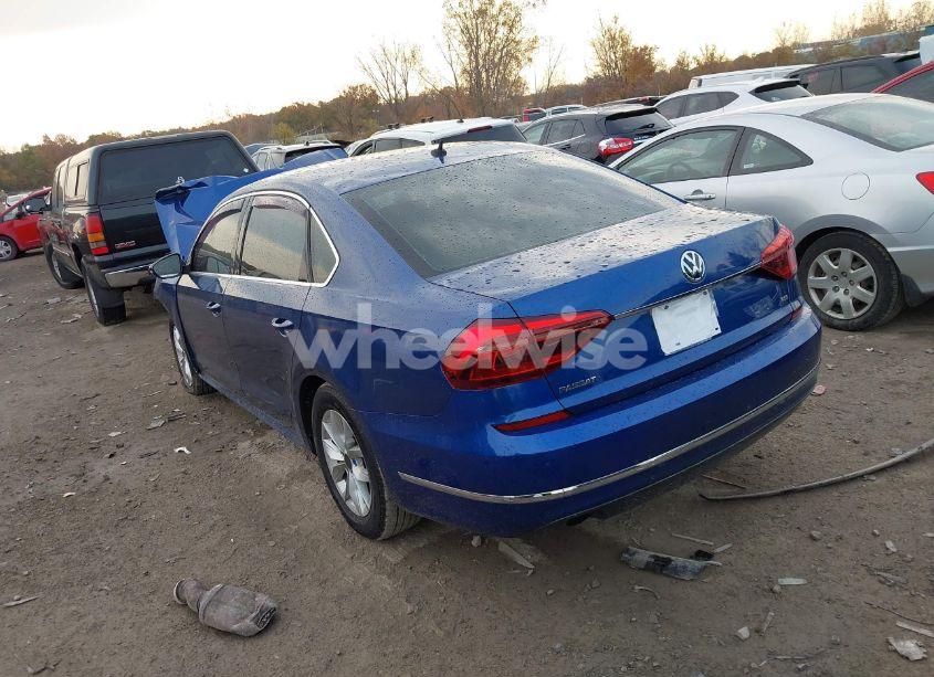 Photo 3 of 2017 Volkswagen Passat 1.8T S (VIN 1VWAT7A39HC073839)