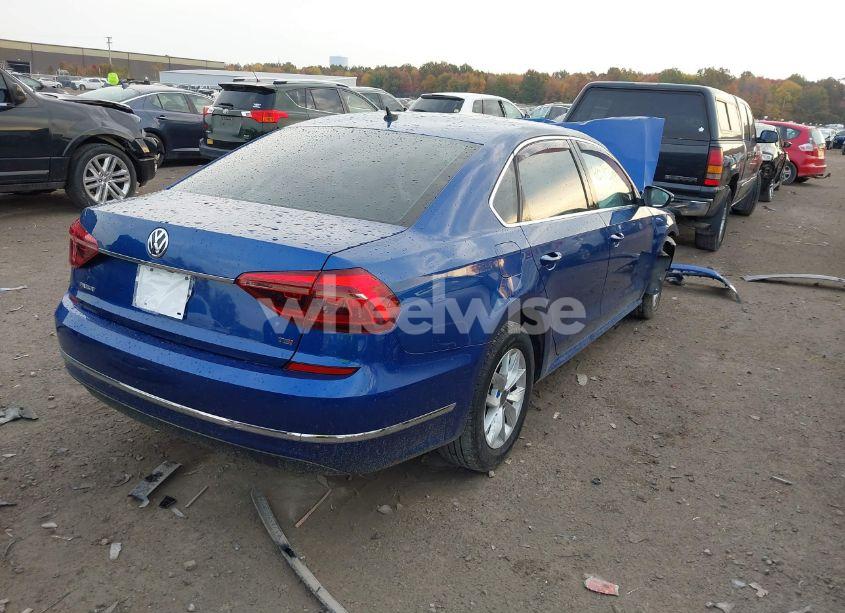 Photo 4 of 2017 Volkswagen Passat 1.8T S (VIN 1VWAT7A39HC073839)