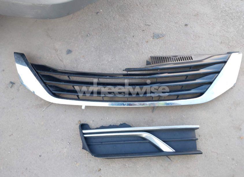 Photo 12 of 2017 Volkswagen Passat 1.8T S (VIN 1VWAT7A39HC086199)