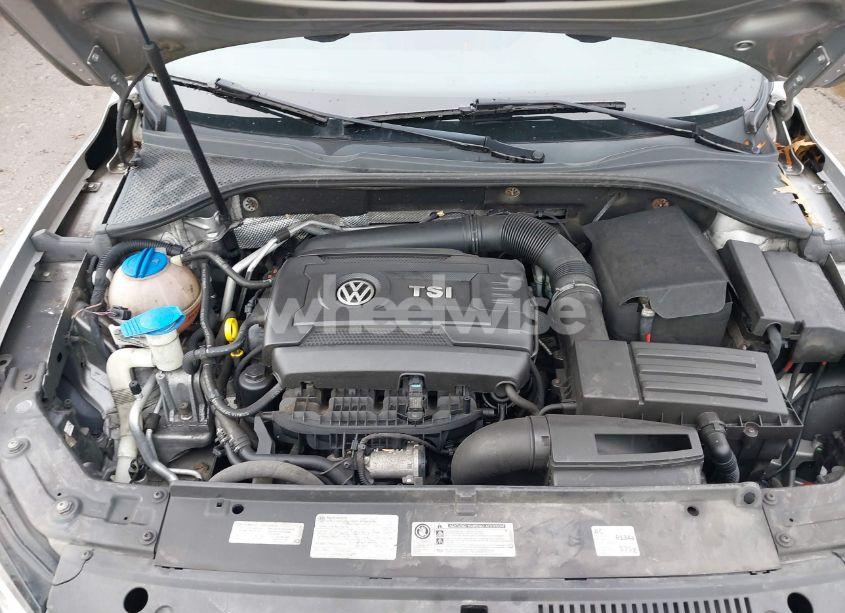 Photo 10 of 2014 Volkswagen Passat 1.8T WOLFSBURG EDITION (VIN 1VWAT7A3XEC020997)