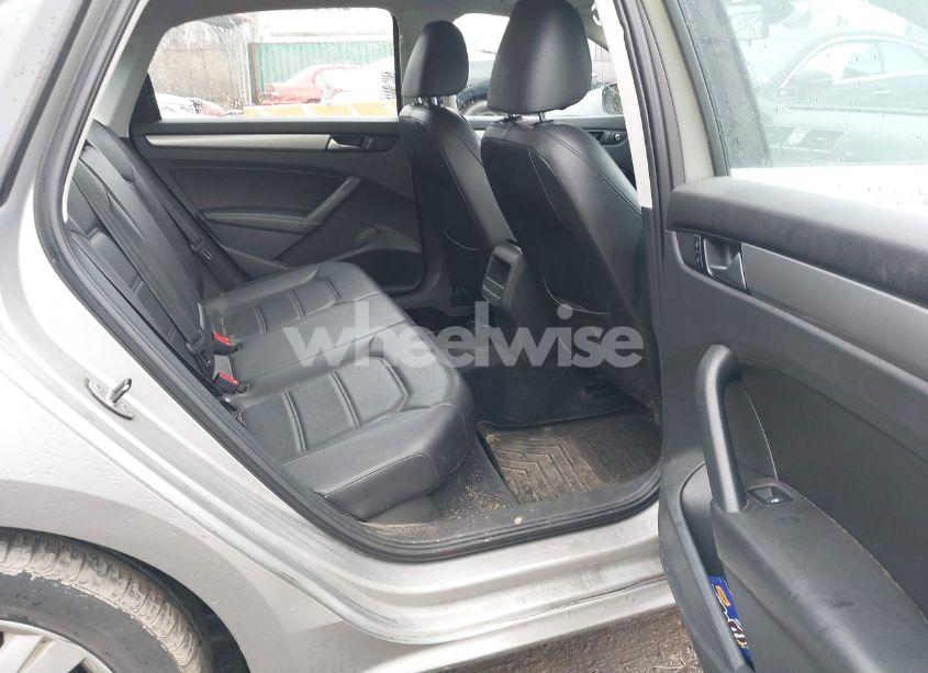 Photo 8 of 2014 Volkswagen Passat 1.8T WOLFSBURG EDITION (VIN 1VWAT7A3XEC020997)