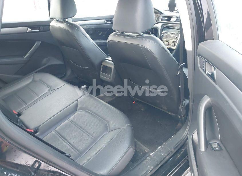 Photo 8 of 2014 Volkswagen Passat 1.8T WOLFSBURG EDITION (VIN 1VWAT7A3XEC095182)