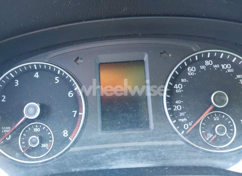 Photo 15 of 2015 Volkswagen Passat 1.8T S (VIN 1VWAT7A3XFC029796)