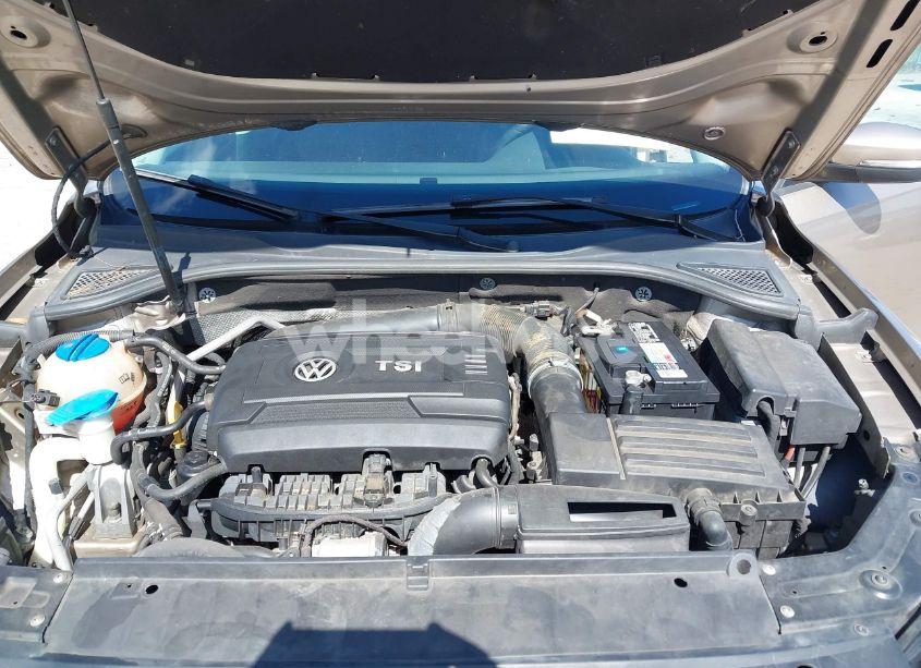 Photo 10 of 2015 Volkswagen Passat 1.8T WOLFSBURG EDITION (VIN 1VWAT7A3XFC050826)