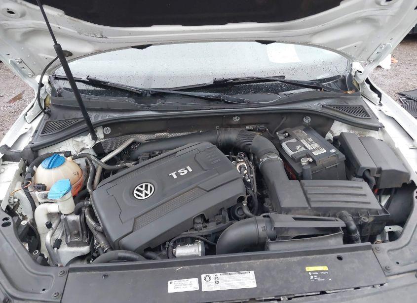Photo 10 of 2016 Volkswagen Passat 1.8T S (VIN 1VWAT7A3XGC029718)